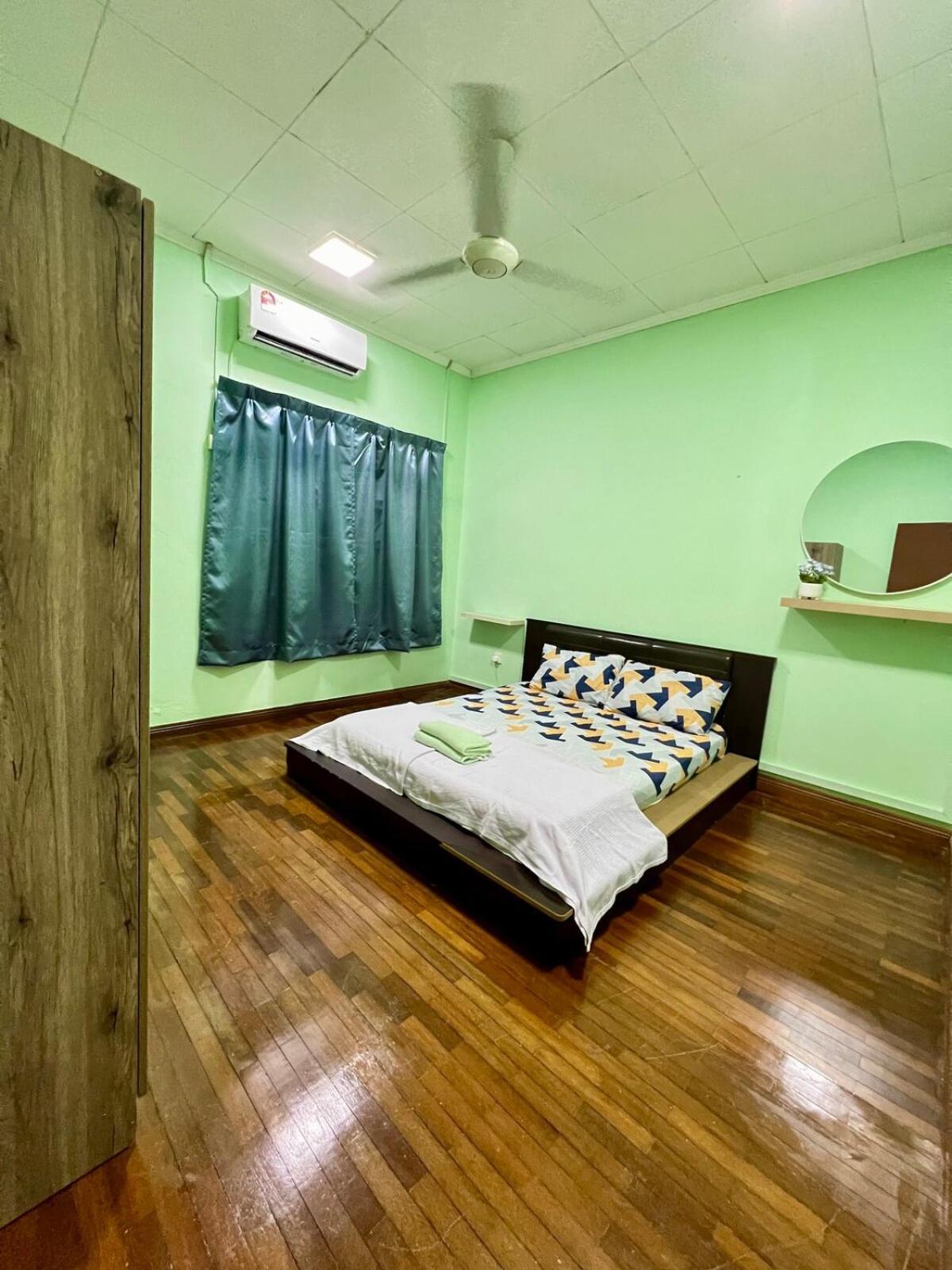 Rini Utama Homestay Skudai Exterior foto