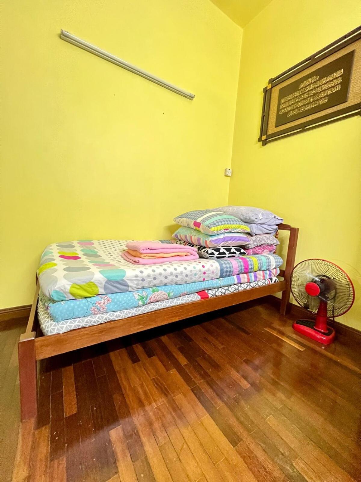 Rini Utama Homestay Skudai Exterior foto