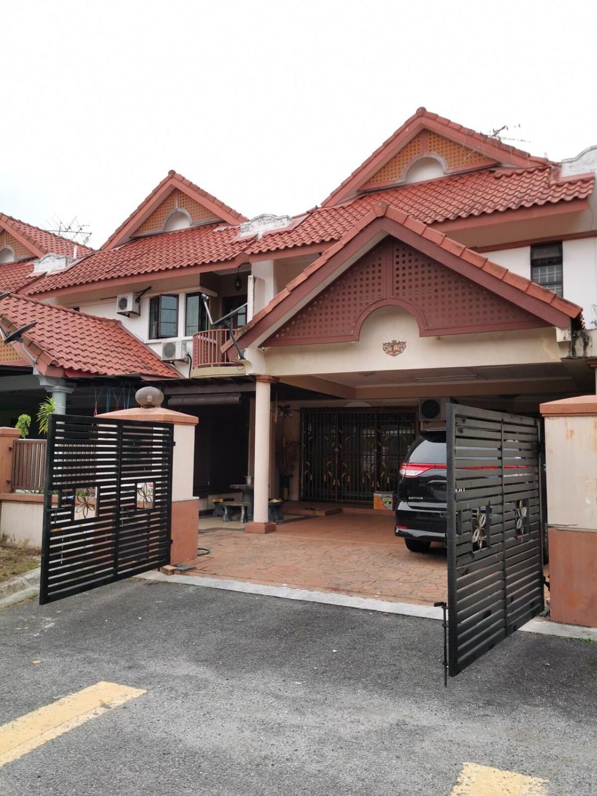 Rini Utama Homestay Skudai Exterior foto