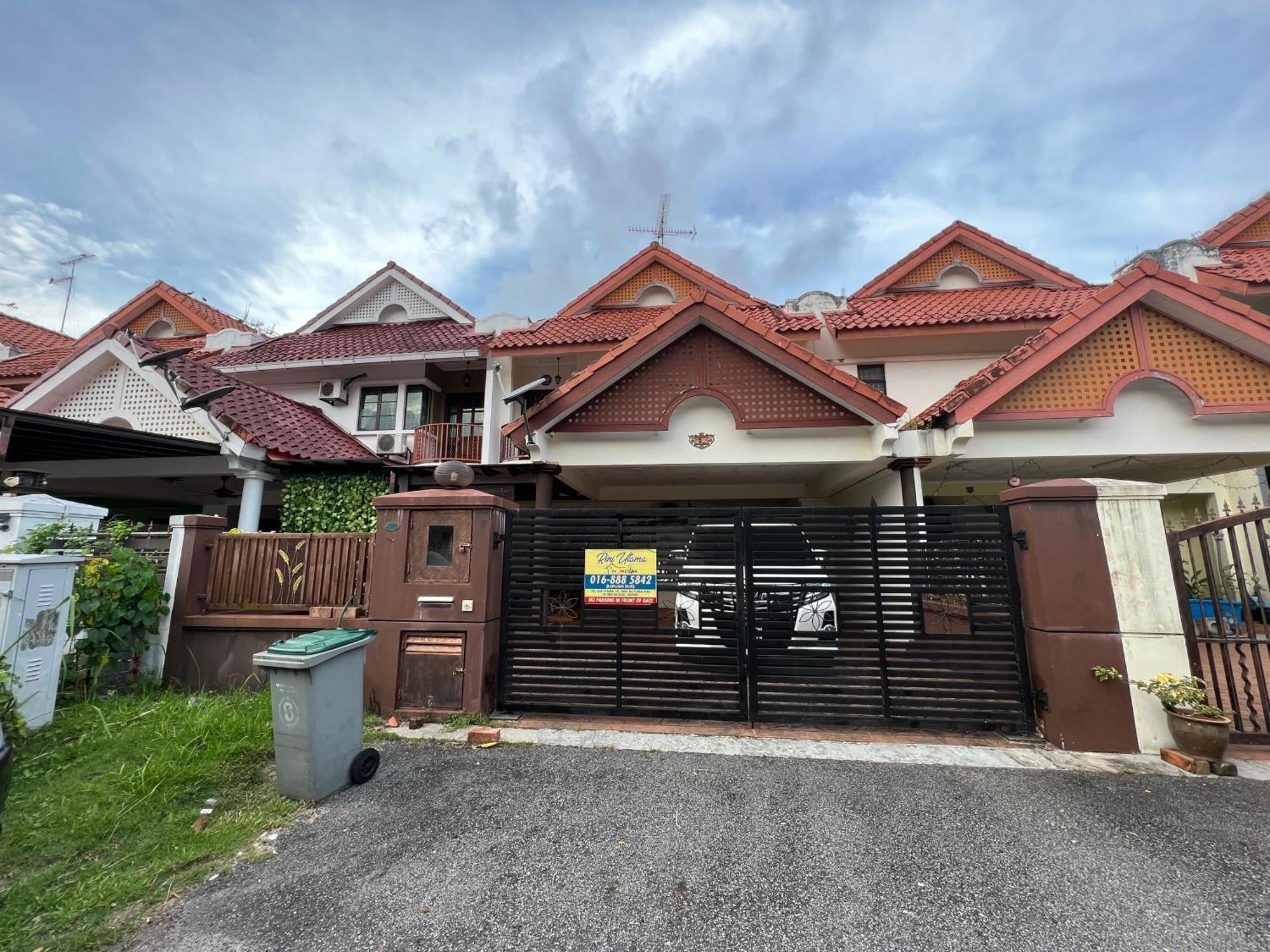 Rini Utama Homestay Skudai Exterior foto